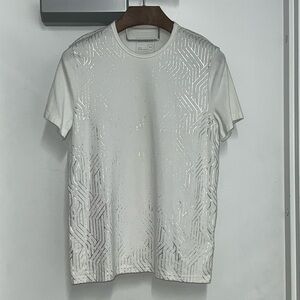 Men’s Express Medium White Crew T-shirt w/Silver Graphics